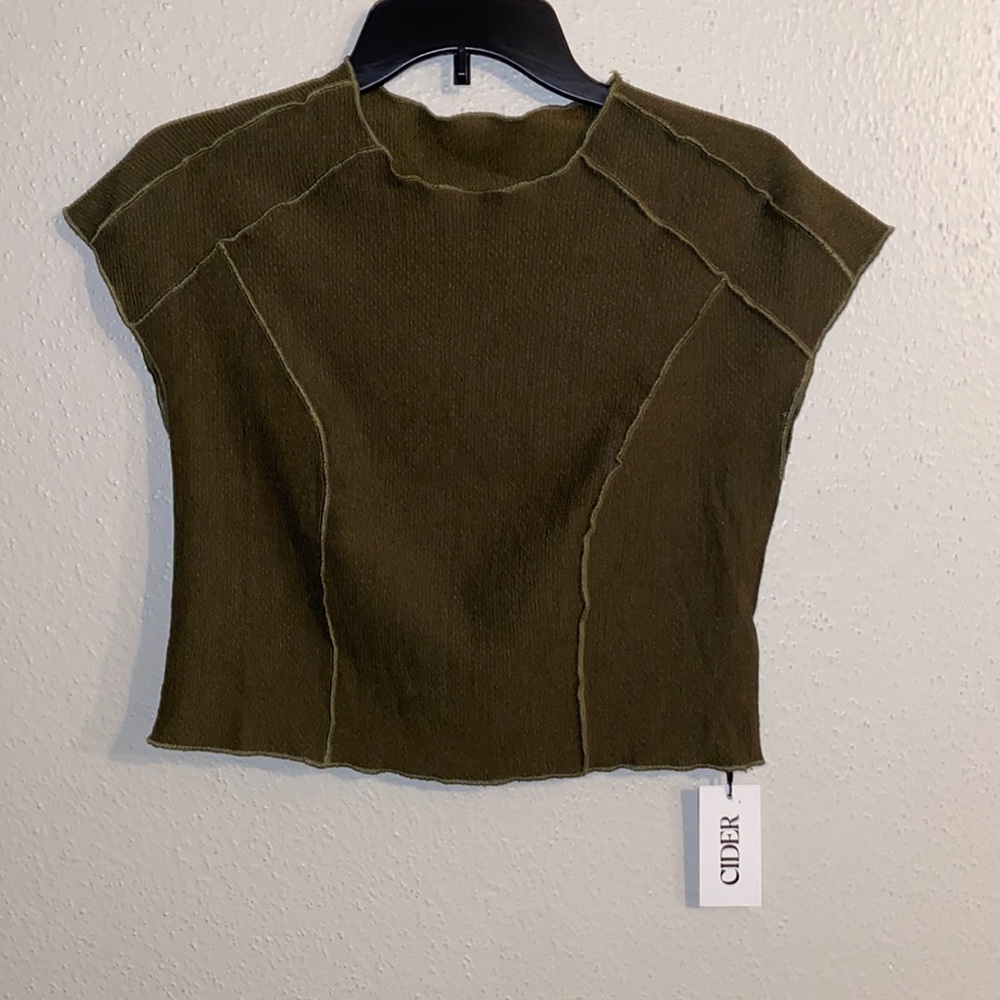 Cider crop top